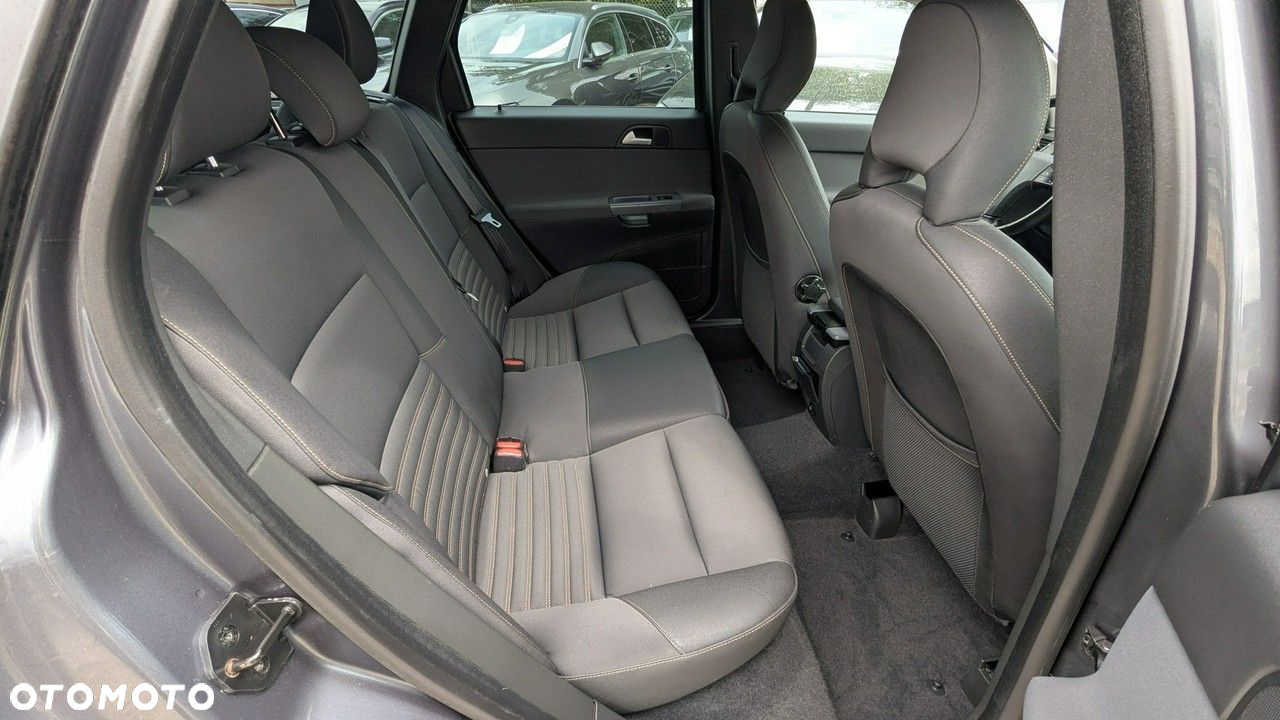 Volvo V50 - 18