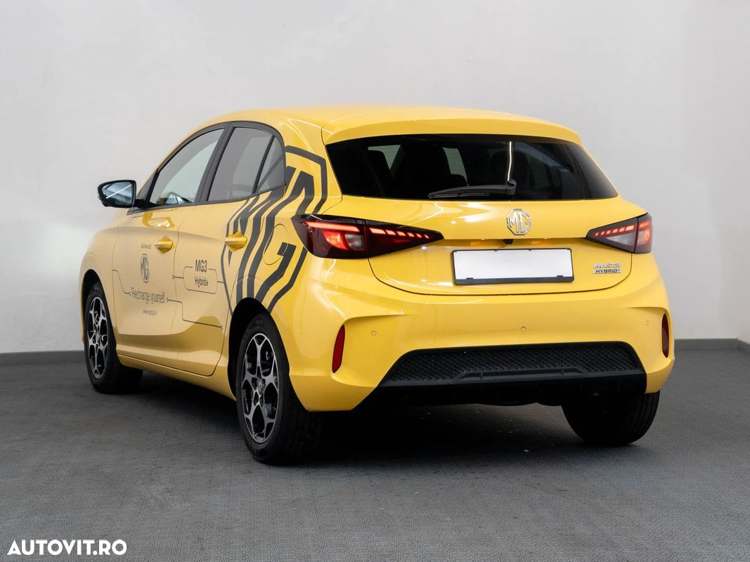MG MG3 - 3