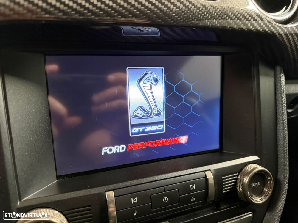 Ford Mustang Shelby GT350 5.2 V8 - 37