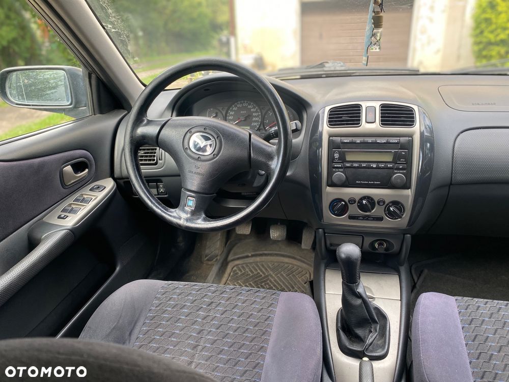 Mazda 323F 2.0 DITD Comfort - 12