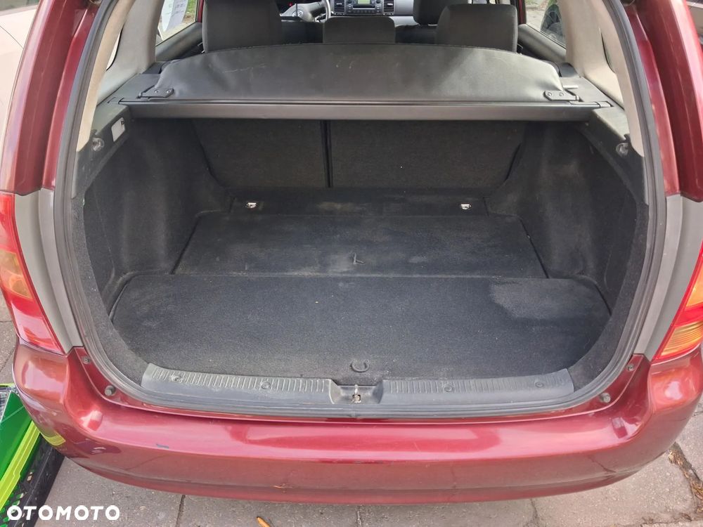 Toyota Corolla 1.6 VVT-i Terra Polaris - 14