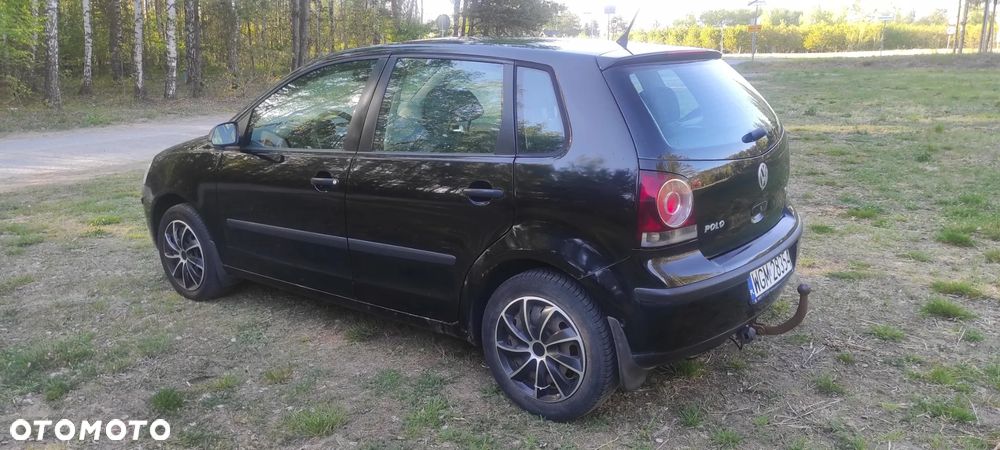Volkswagen Polo 1.4 16V Comfortline - 5