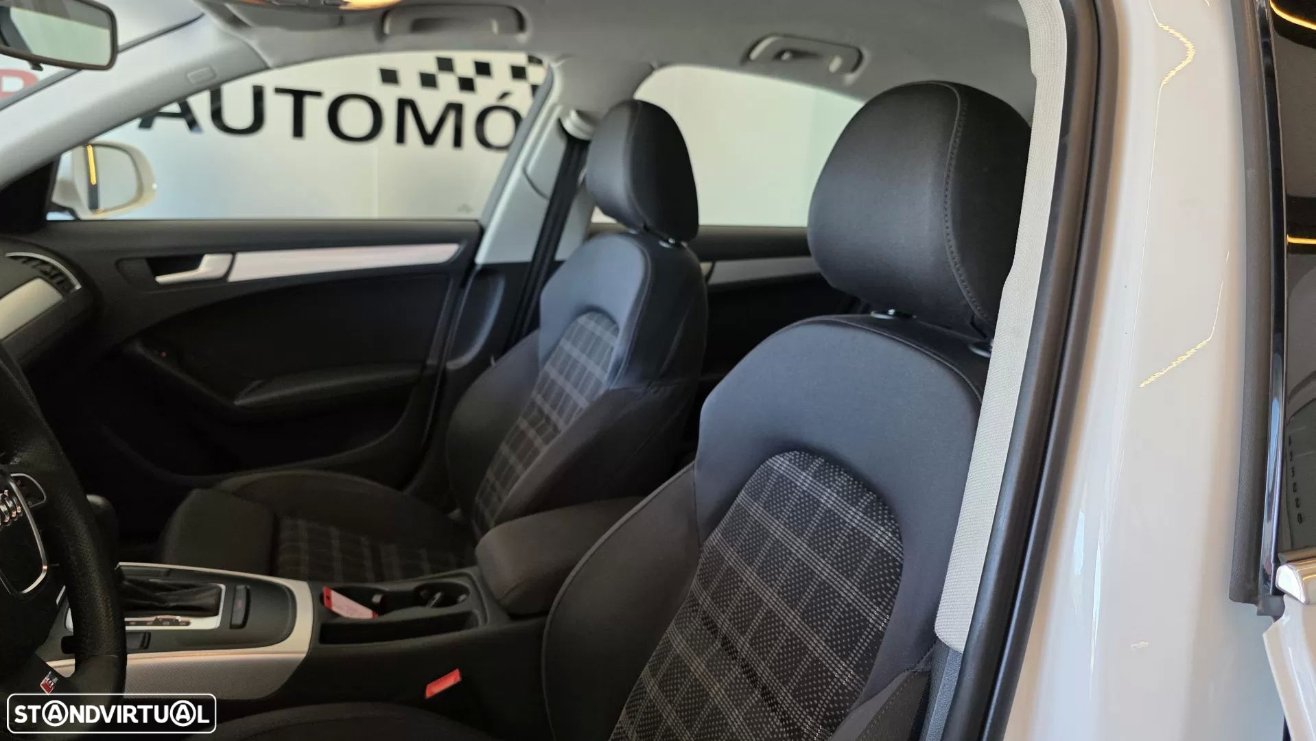 Audi A4 2.0 TDI S-line Multitronic - 33