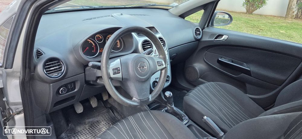 Opel Corsa 1.3 CDTi Enjoy - 7