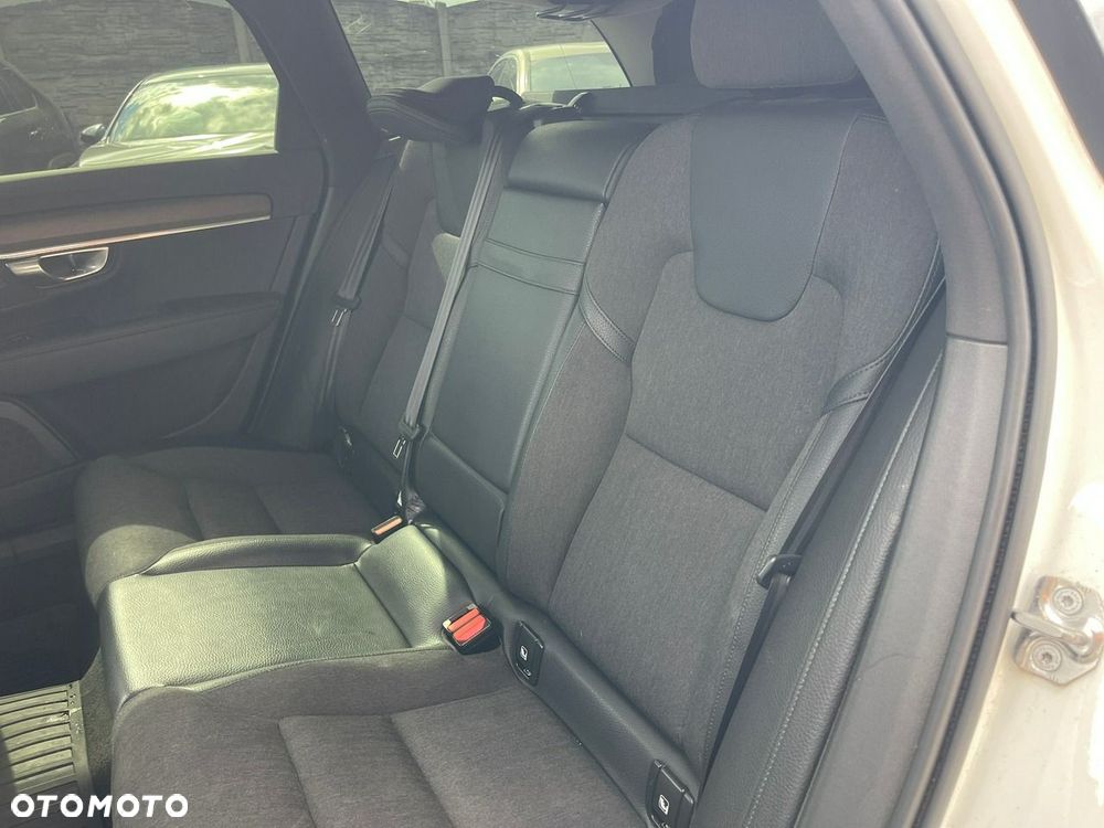 Volvo V90 Cross Country D4 AWD - 16