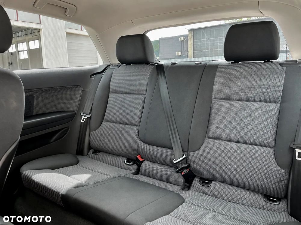 Audi A3 3-drzwiowe 1.6 Attraction - 7