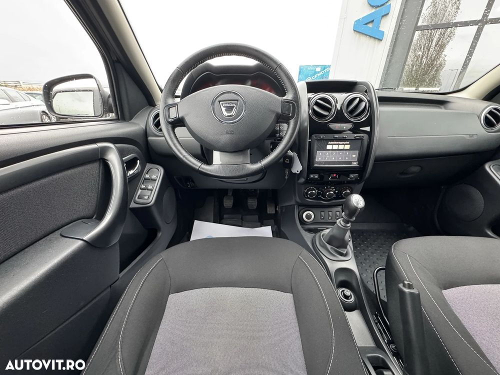 Dacia Duster dCi 110 FAP 4x4 Laureate - 23