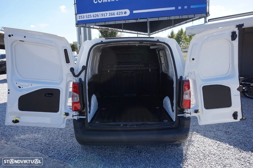 Toyota Proace City 1.5D 102 3 lug. Comfort IVA dedutível - 15