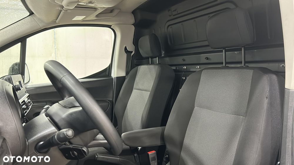 Toyota Proace City - 17