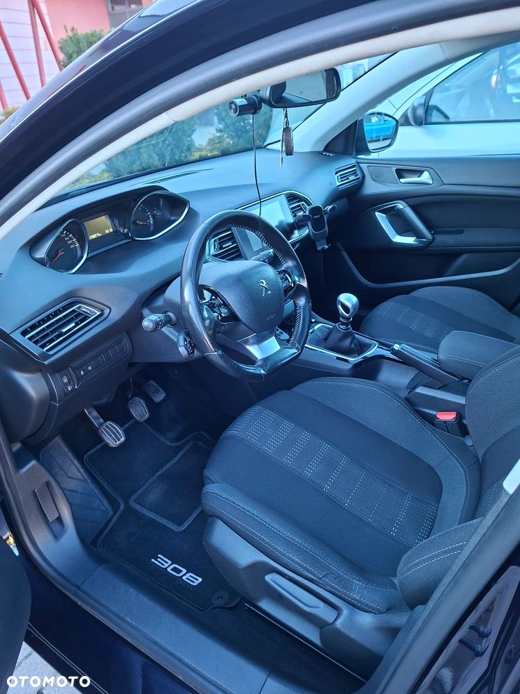 Peugeot 308 BlueHDi 120 Stop & Start Active - 25