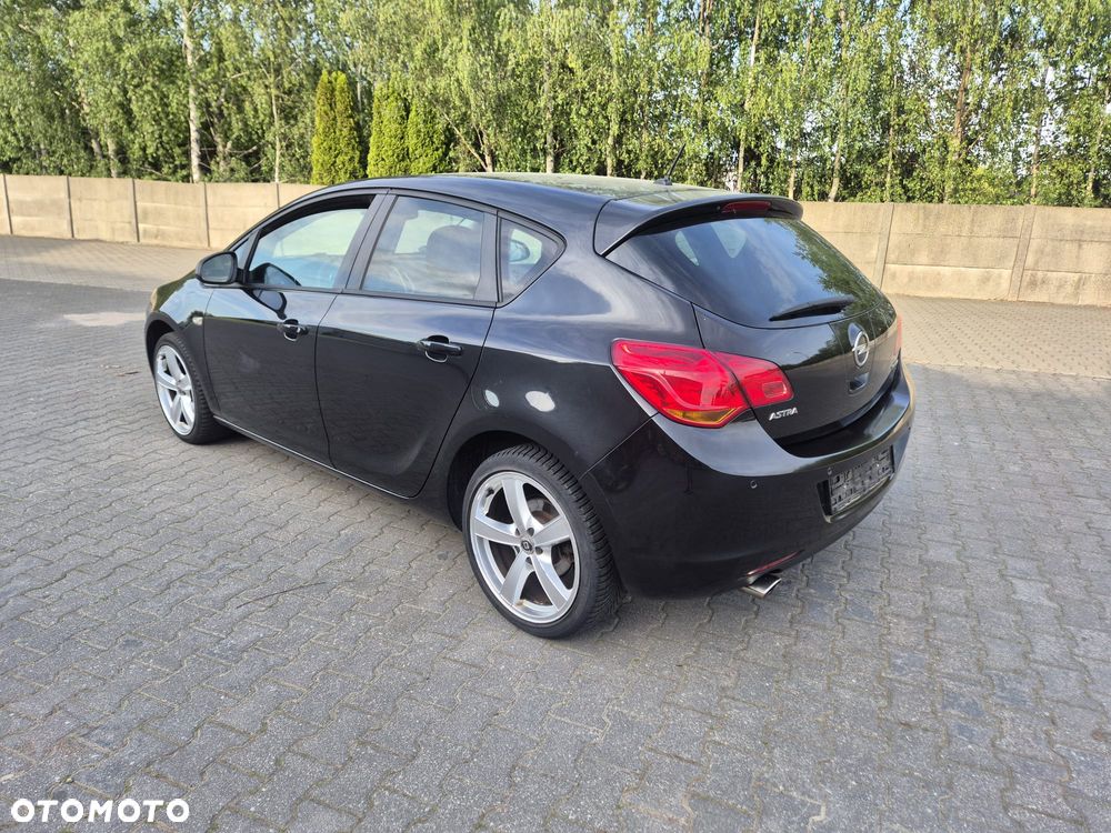 Opel Astra - 4