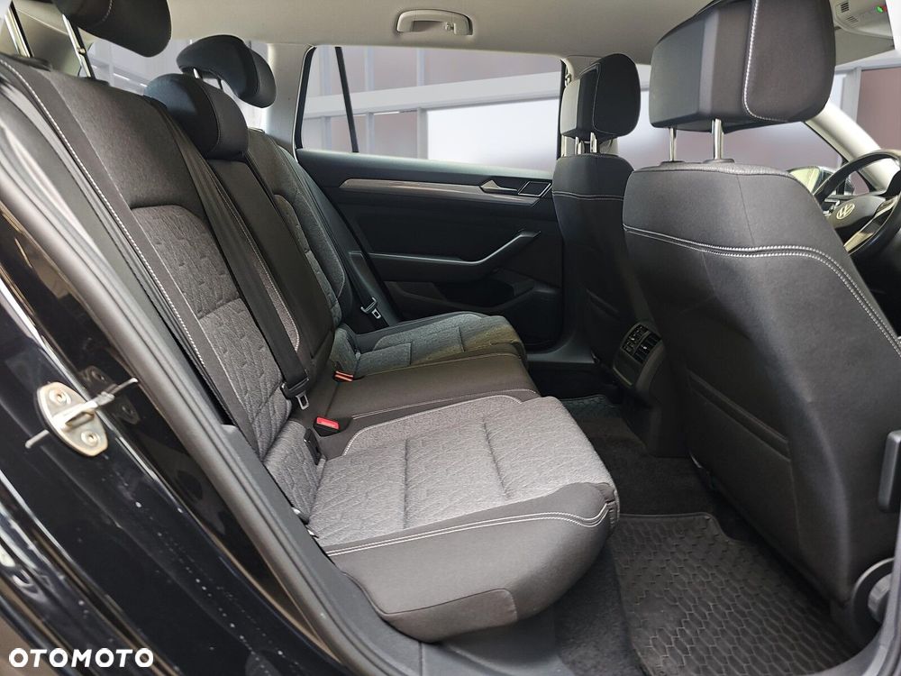 Volkswagen Passat Variant 1.5 TSI EVO Business DSG - 12