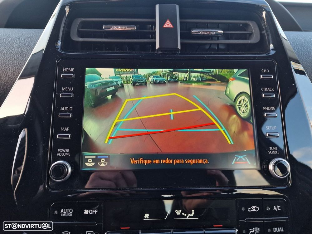 Toyota Prius 1.8 Plug-In Luxury+Pele - 47