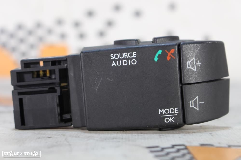 Comando De Rádio Renault Clio Iv (Bh_)  344422023Gb / 255522448R - 1