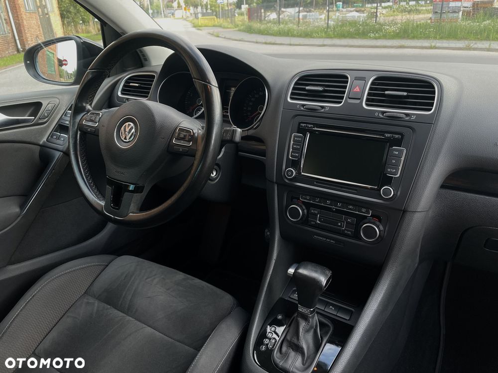Volkswagen Golf 1.4 TSI Highline DSG - 16