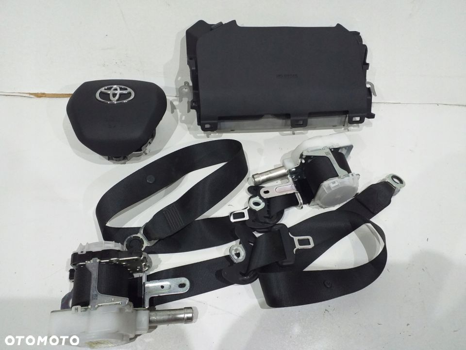 TOYOTA RAV 4 IV USA 20r AIRBAG KIEROWCY KOLAN PASY - 1