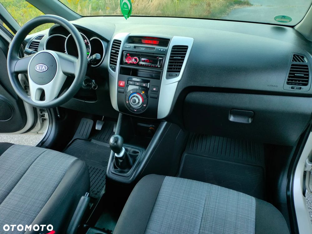 Kia Venga 1.4 CVVT Vision - 21