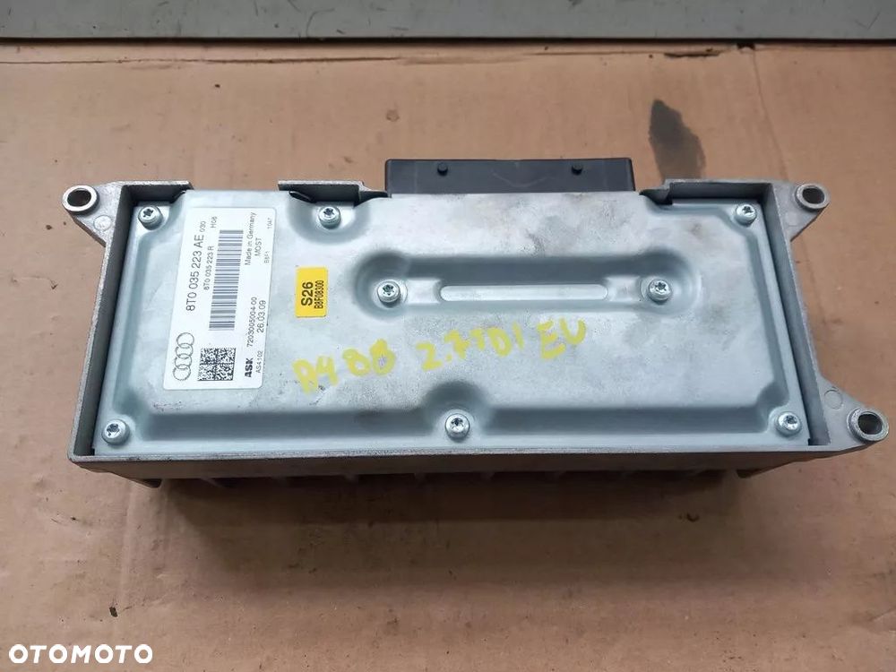 WZMACNIACZ RADIA AUDI A4 B8 8T0035223AE - 2