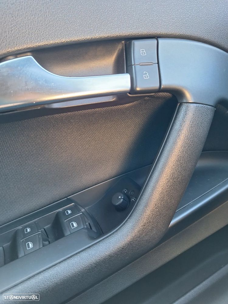 Audi A3 Cabrio 1.6 TDi DPF S line Sport Pack - 16