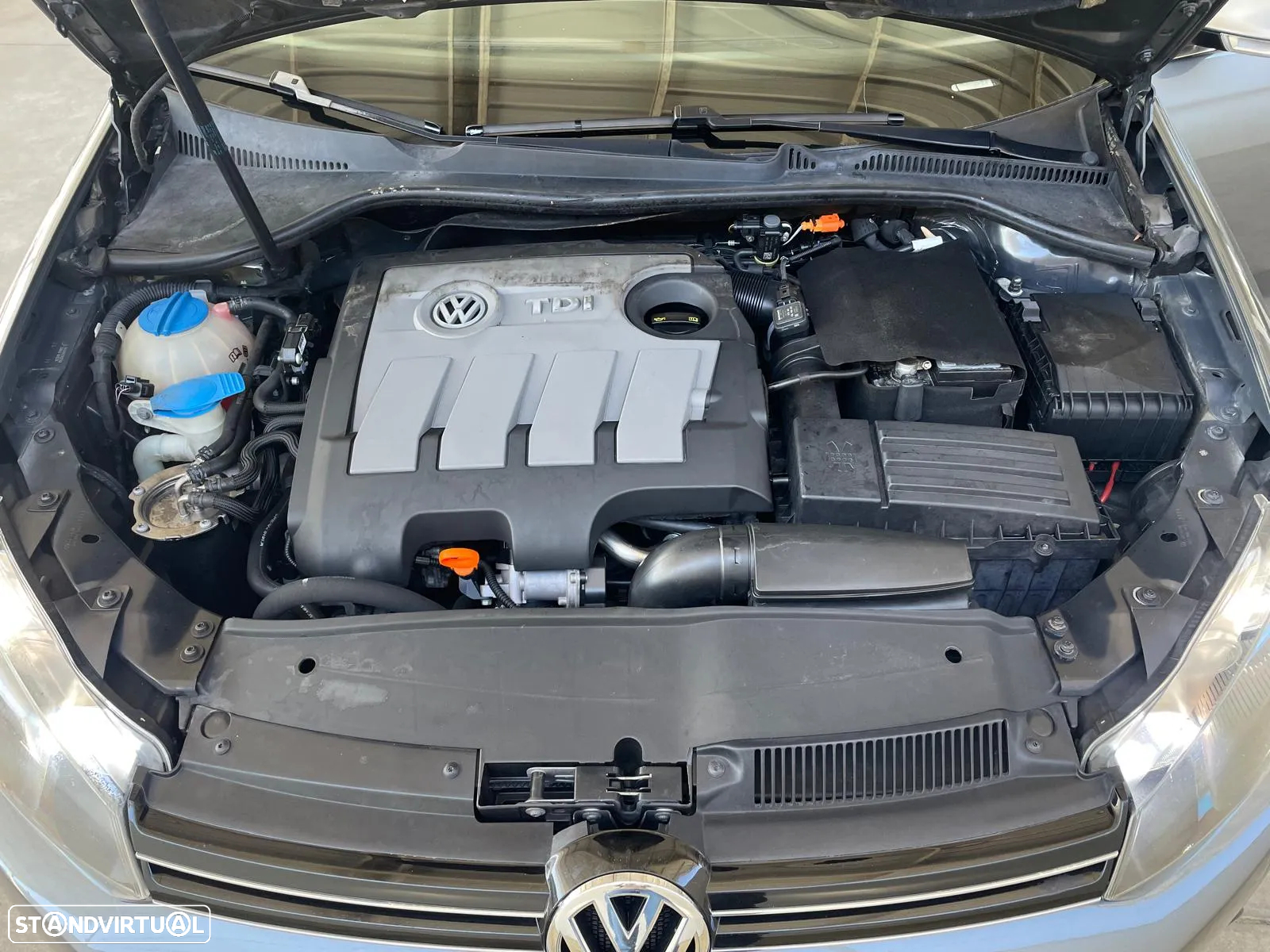 VW Golf Variant 1.6 TDi Confortline - 38