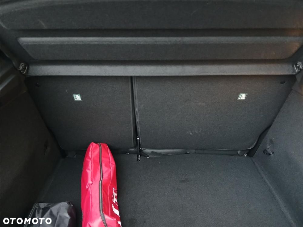 Renault Clio 1.0 TCe Techno - 11