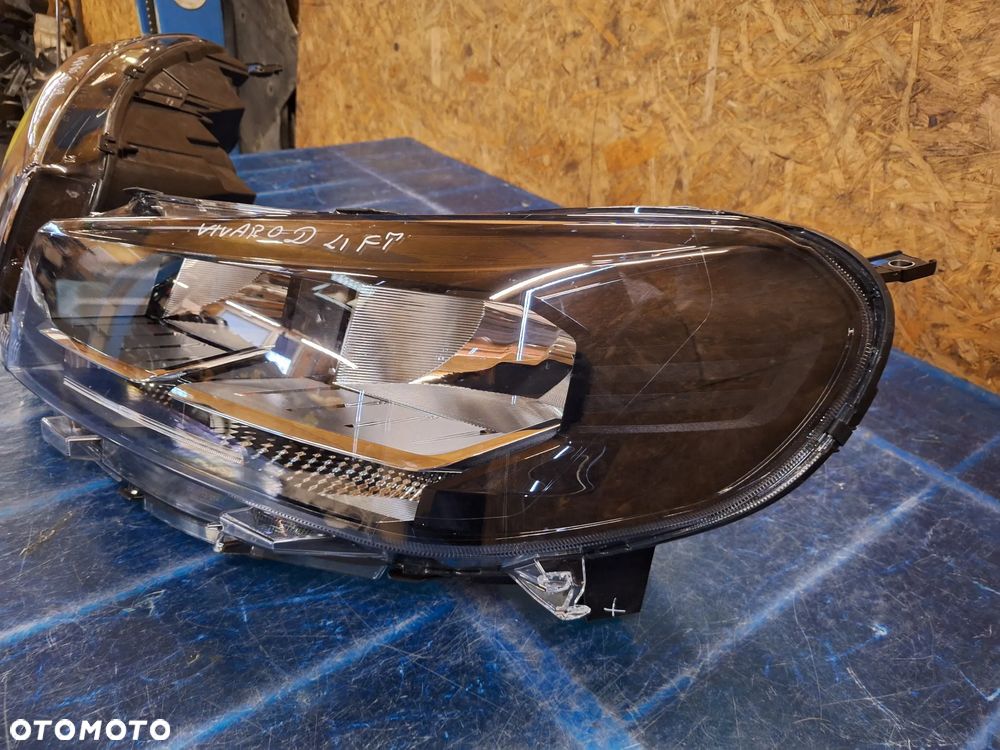 Lampa prawa lewa przednia opel Vivaro III lift 24 r - 2