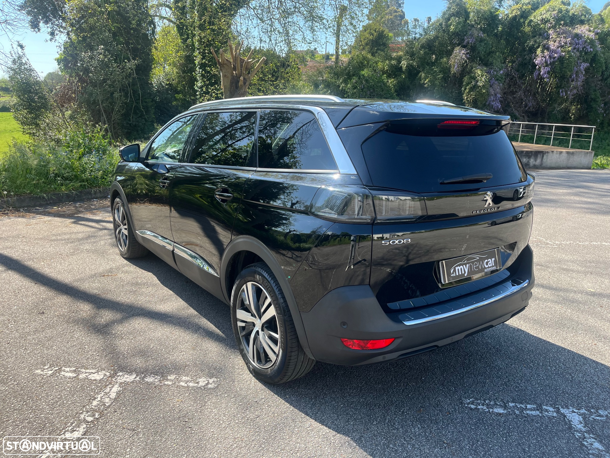 Peugeot 5008 1.5 BlueHDi Allure Pack EAT8 - 12