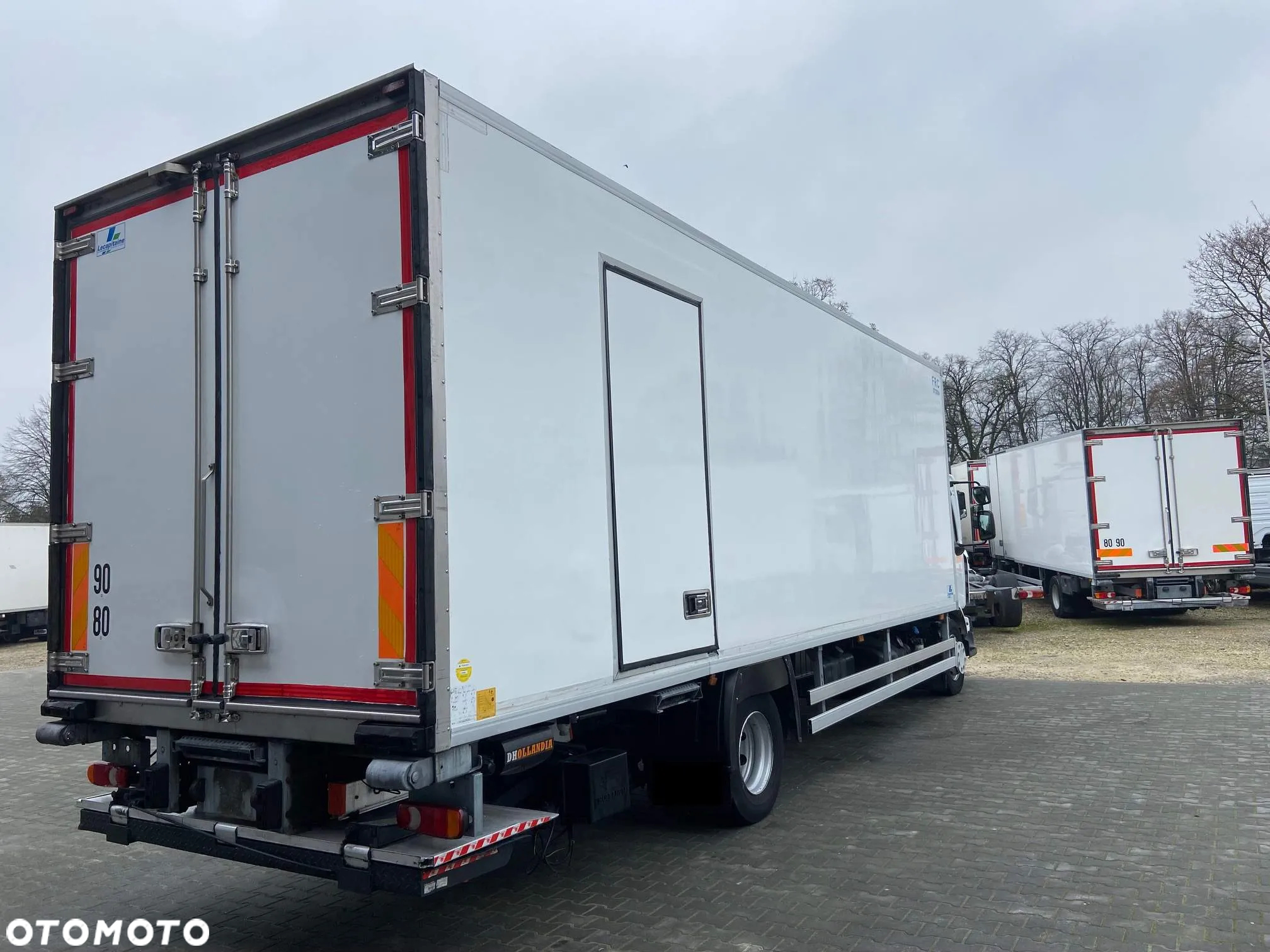 Renault MIDLUM 270 DXI 16 T  CARRIER SUPRA 850 - 4