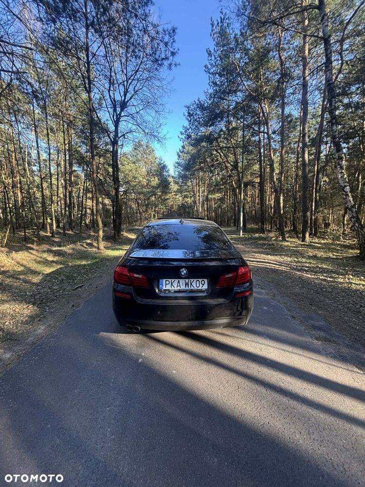 BMW Seria 5 530d xDrive - 2
