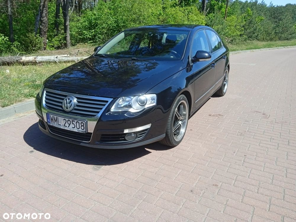 Volkswagen Passat 2.0 TDI Sportline - 2