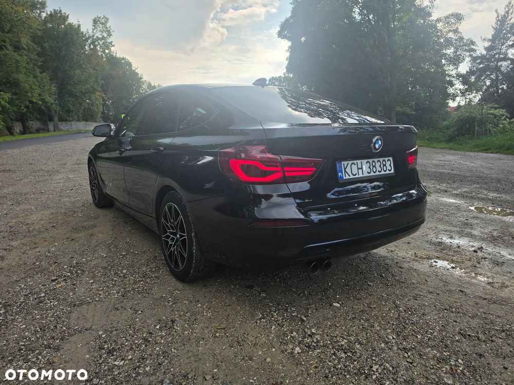 BMW 3 Series 2017 photo 4