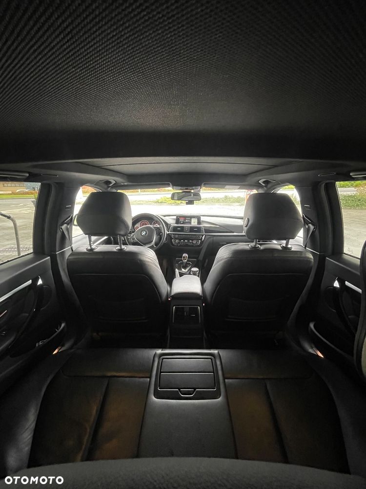 BMW Seria 3 320d Efficient Dynamics Sport Line - 13