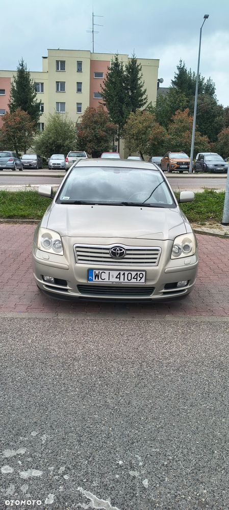 Toyota Avensis 1.8 VVT-i Sol - 9