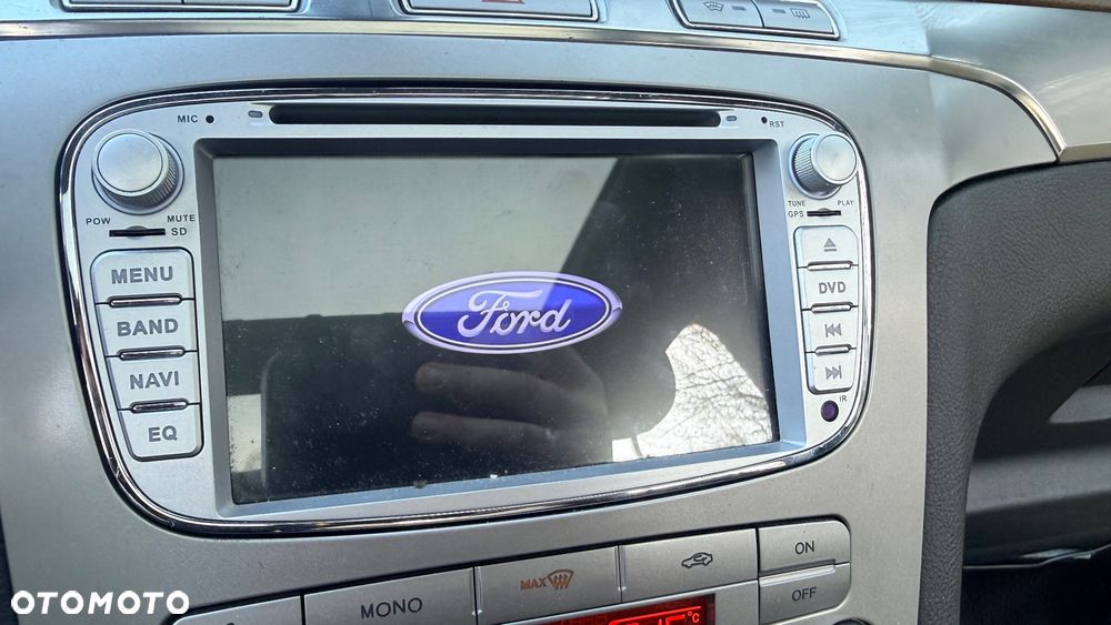 Ford S-Max 2.0 TDCi Titanium - 17