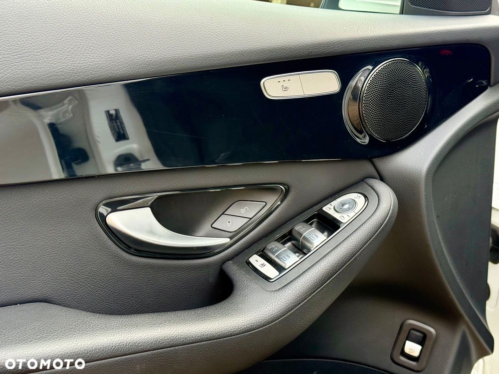 Mercedes-Benz GLC 200 d 4-Matic - 24