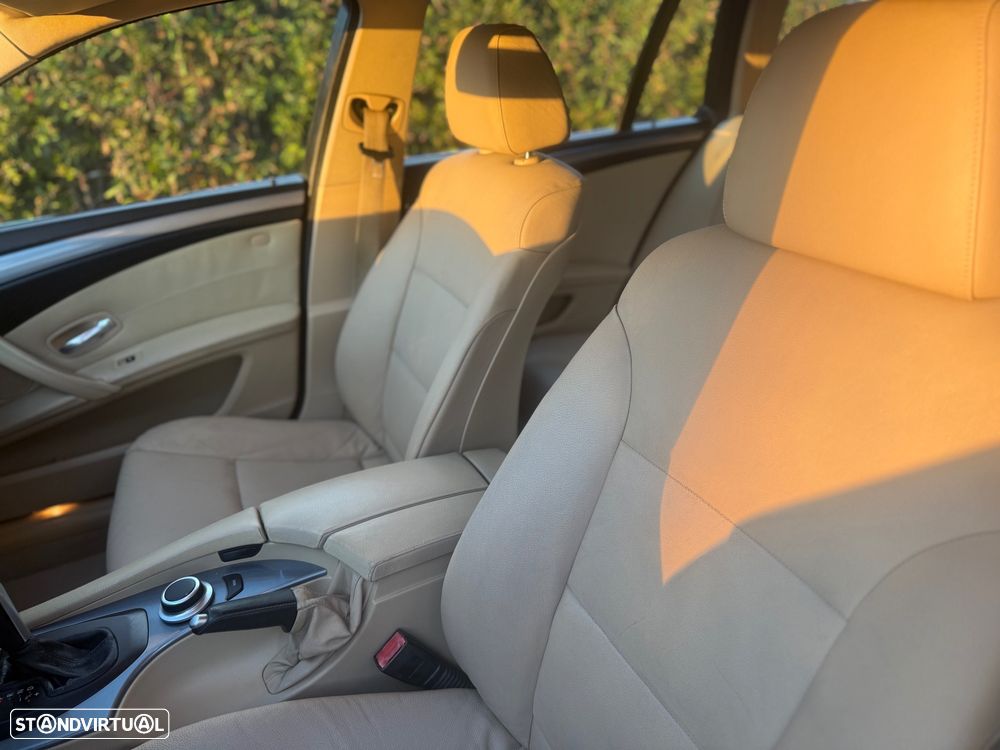BMW 520 dA Touring - 9