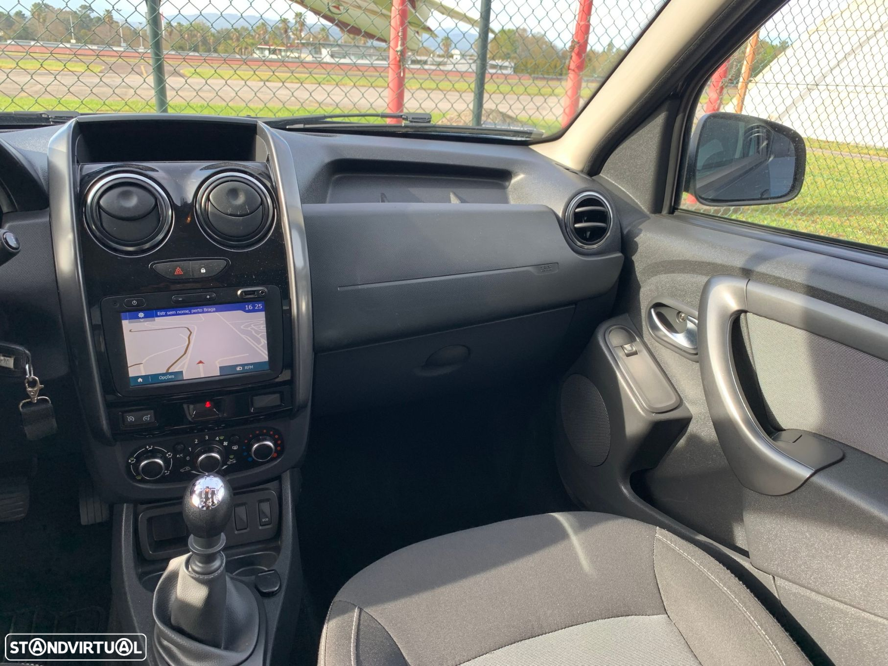 Dacia Duster 1.5 dCi SL Urban Explorer - 53