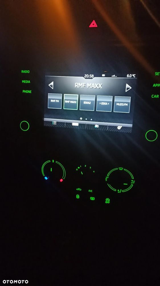 Skoda RAPID 1.0 TSI Ambition - 19