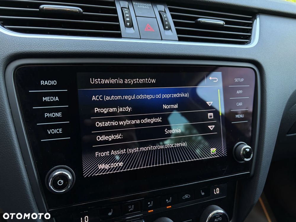 Skoda Octavia 1.5 TSI ACT Style DSG - 28