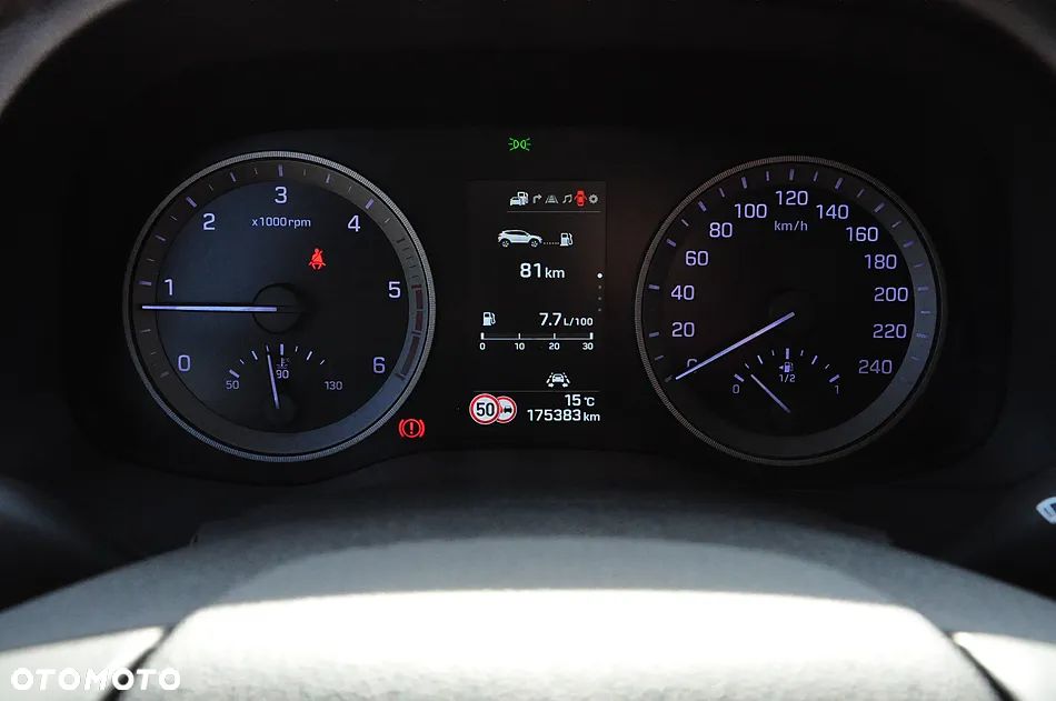Hyundai Tucson blue 1.7 CRDi 2WD Advantage - 39
