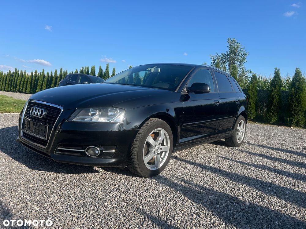Audi A3 Sportback - 2