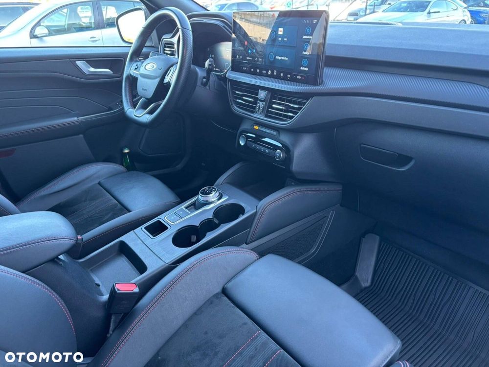 Ford Kuga - 18