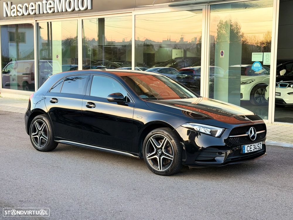 Mercedes-Benz A 250 e AMG Line - 3
