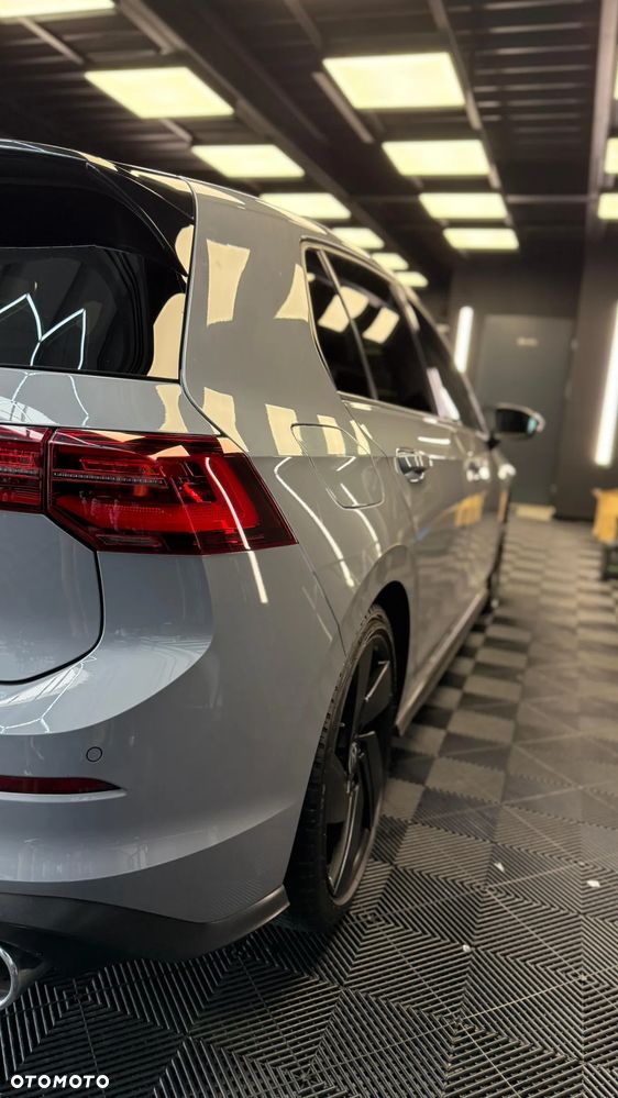 Volkswagen Golf VIII 2.0 TSI GTI DSG - 6