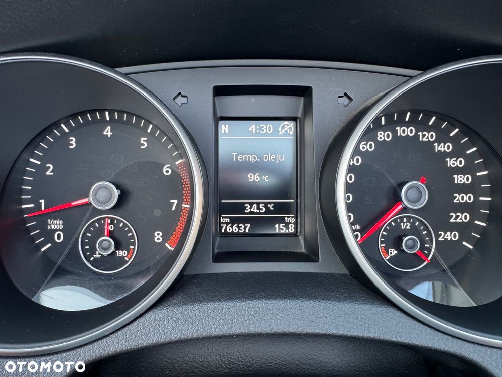 Volkswagen Golf - 20