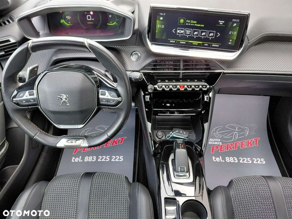 Peugeot 208 - 21