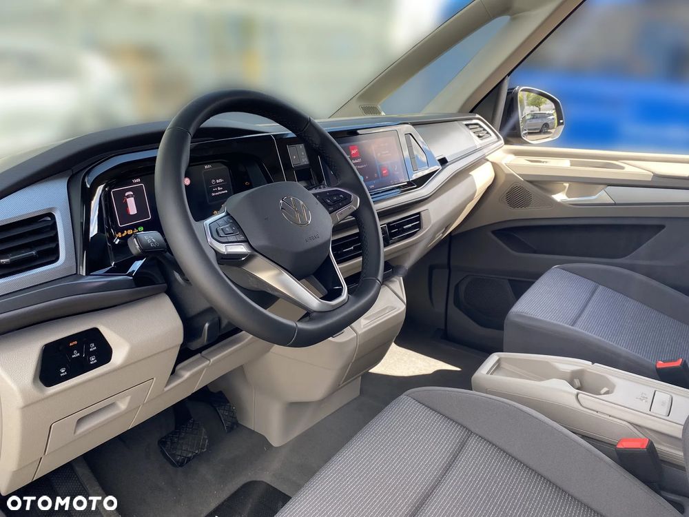 Volkswagen Multivan - 10