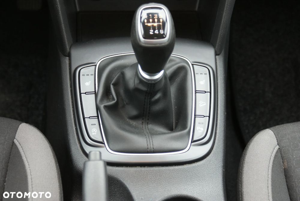 Hyundai Kona - 8