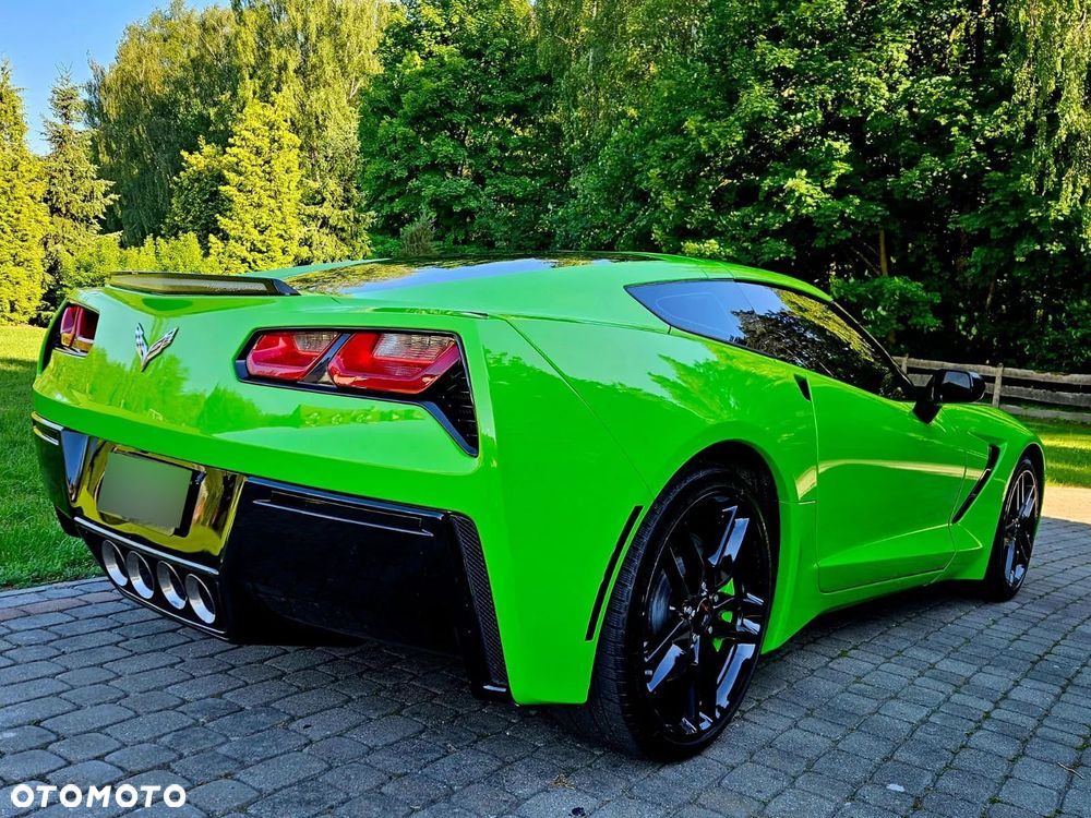 Chevrolet Corvette - 13