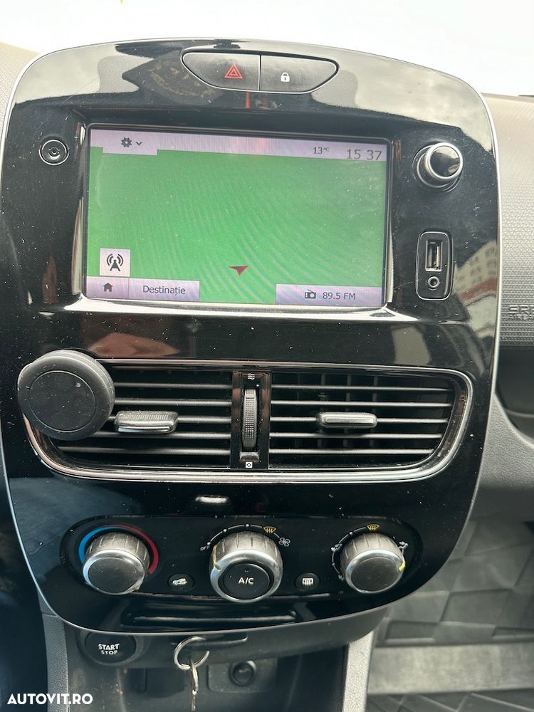 Renault Clio IV TCe Intens - 12